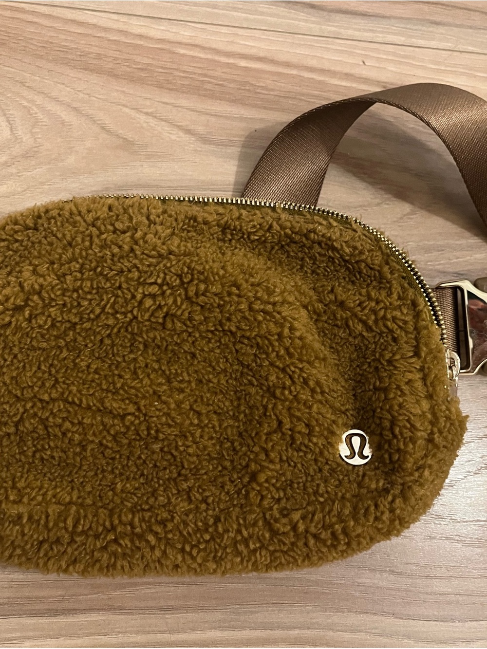lululemon athletica Sherpa Fanny Pack - Brown